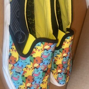 Boys Pokemon Pikachu Slip-On Shoes size 6